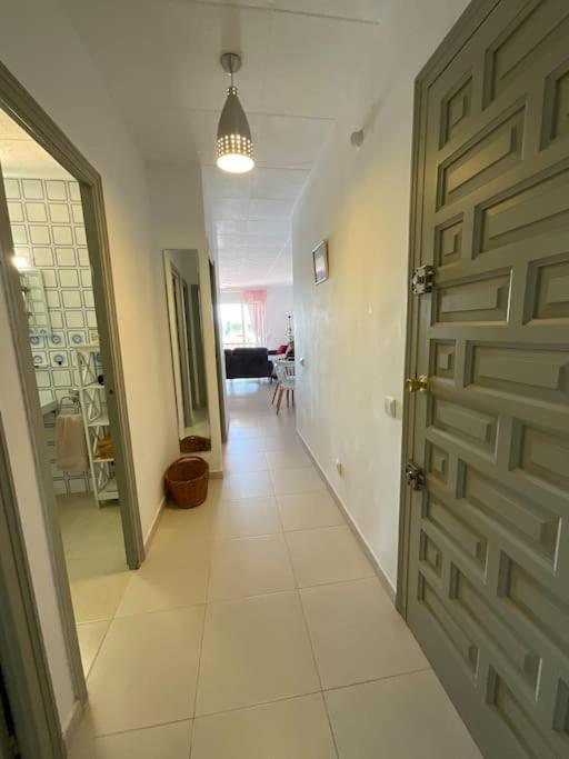 Lindo Apartamento Con Vistas Al Puerto Mistral Empuriabrava Exterior foto