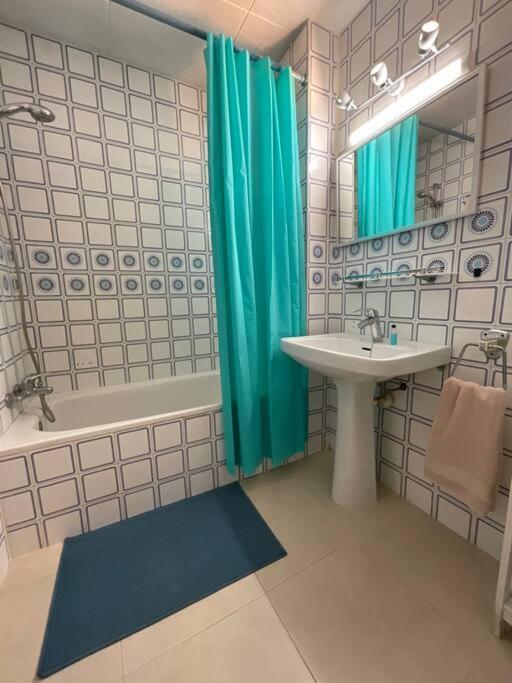 Lindo Apartamento Con Vistas Al Puerto Mistral Empuriabrava Exterior foto